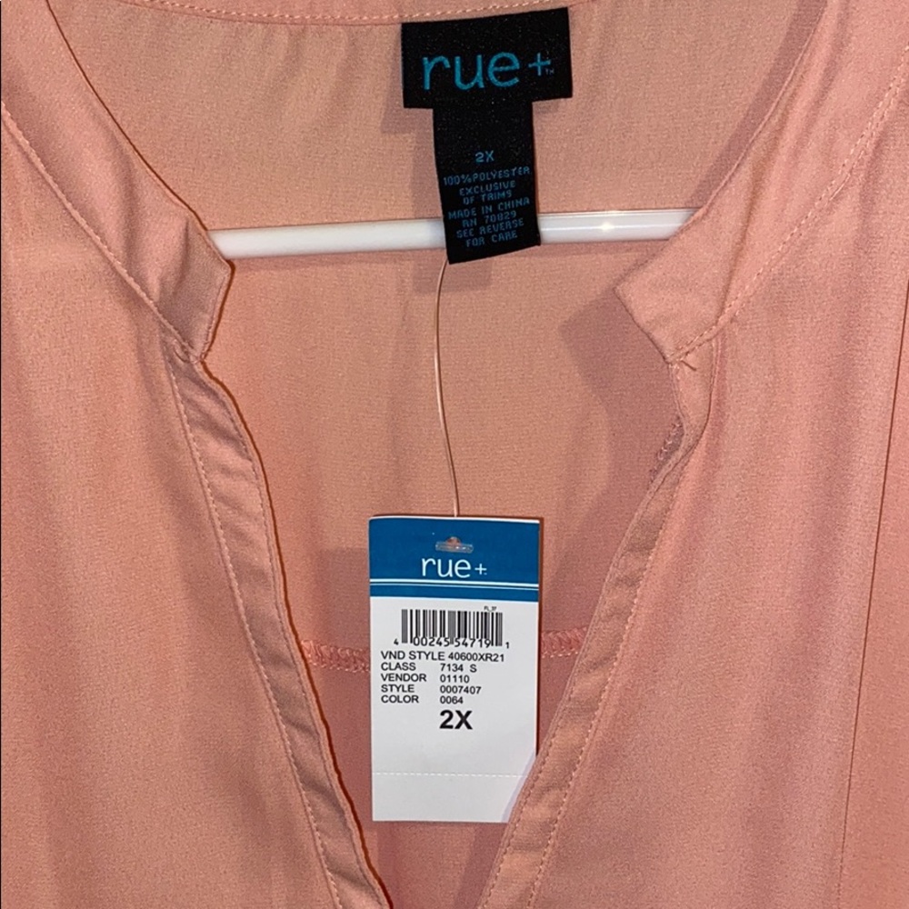 Pink chiffon top - Picture 3 of 3